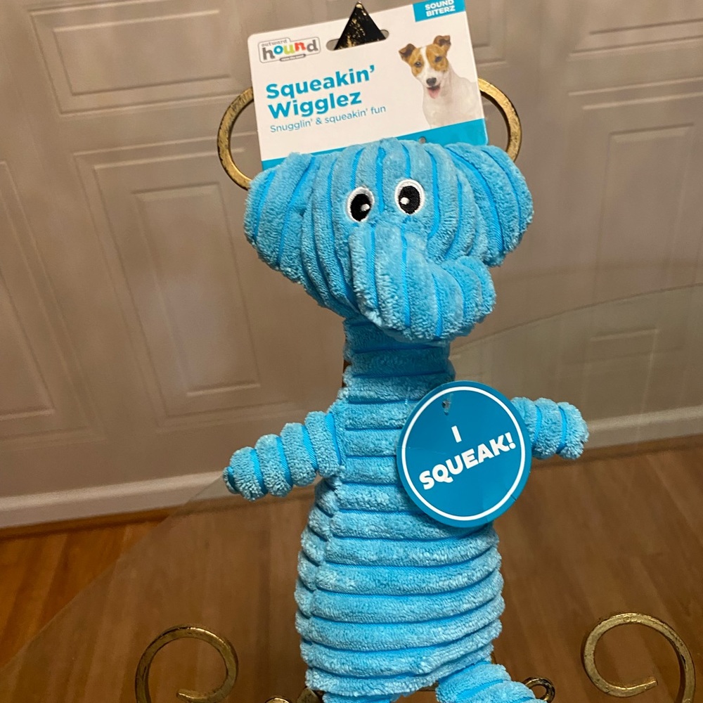 - Brand New Outward Hound With Squeaker12” - Picture 4 of 7